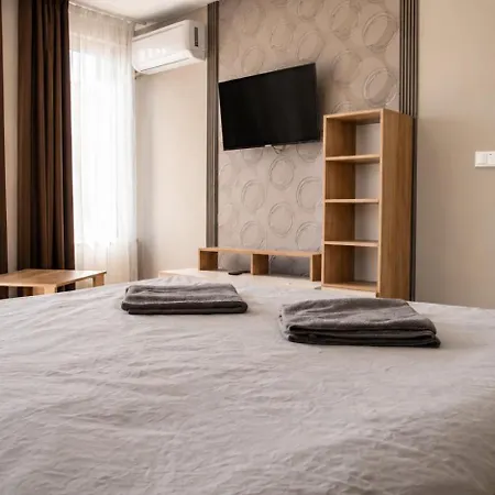 крис Hotel 3*