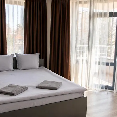 крис Hotel Kozloduy