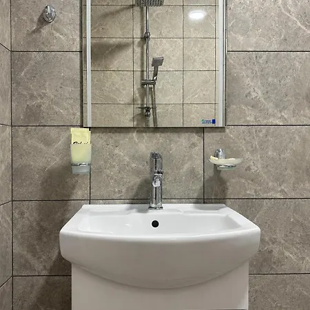 מלון крис 3*